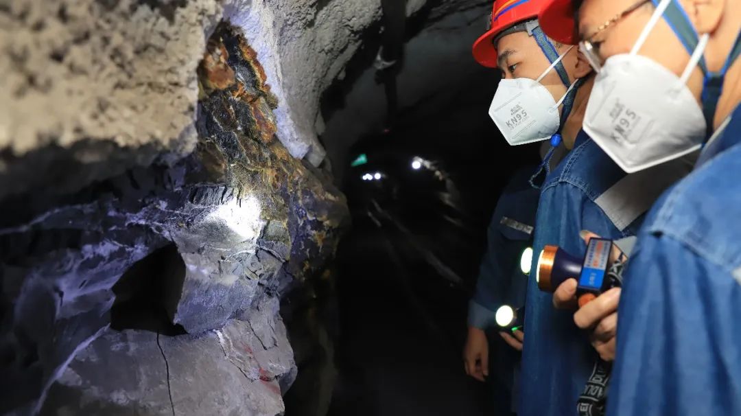 主题教育在新葡萄 | 大兴调研之风 落实专项部署 孔繁强到河池金城江片区调研